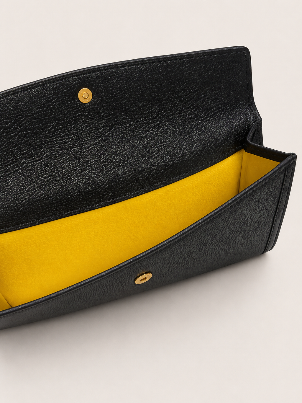 Portefeuille cuir noir Bvlgari
